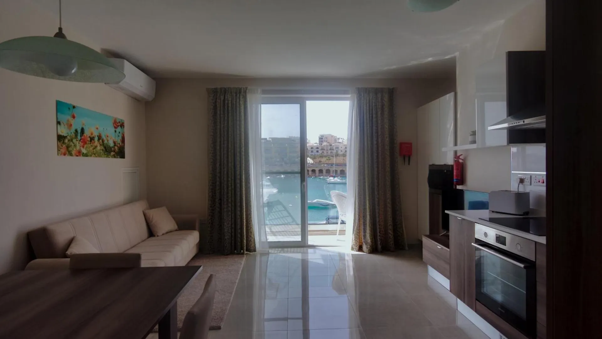 Marbella Holiday Apartments - Seafront - Wifi Marsaskala 0*,  Malta