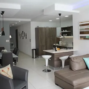 Apartment Marsascala Interlace With Free Parking, Marsaskala